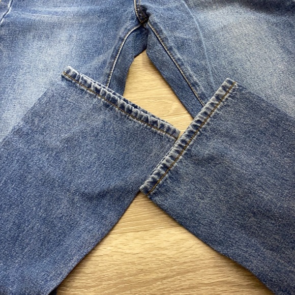 Jeans - Picture 2 of 5